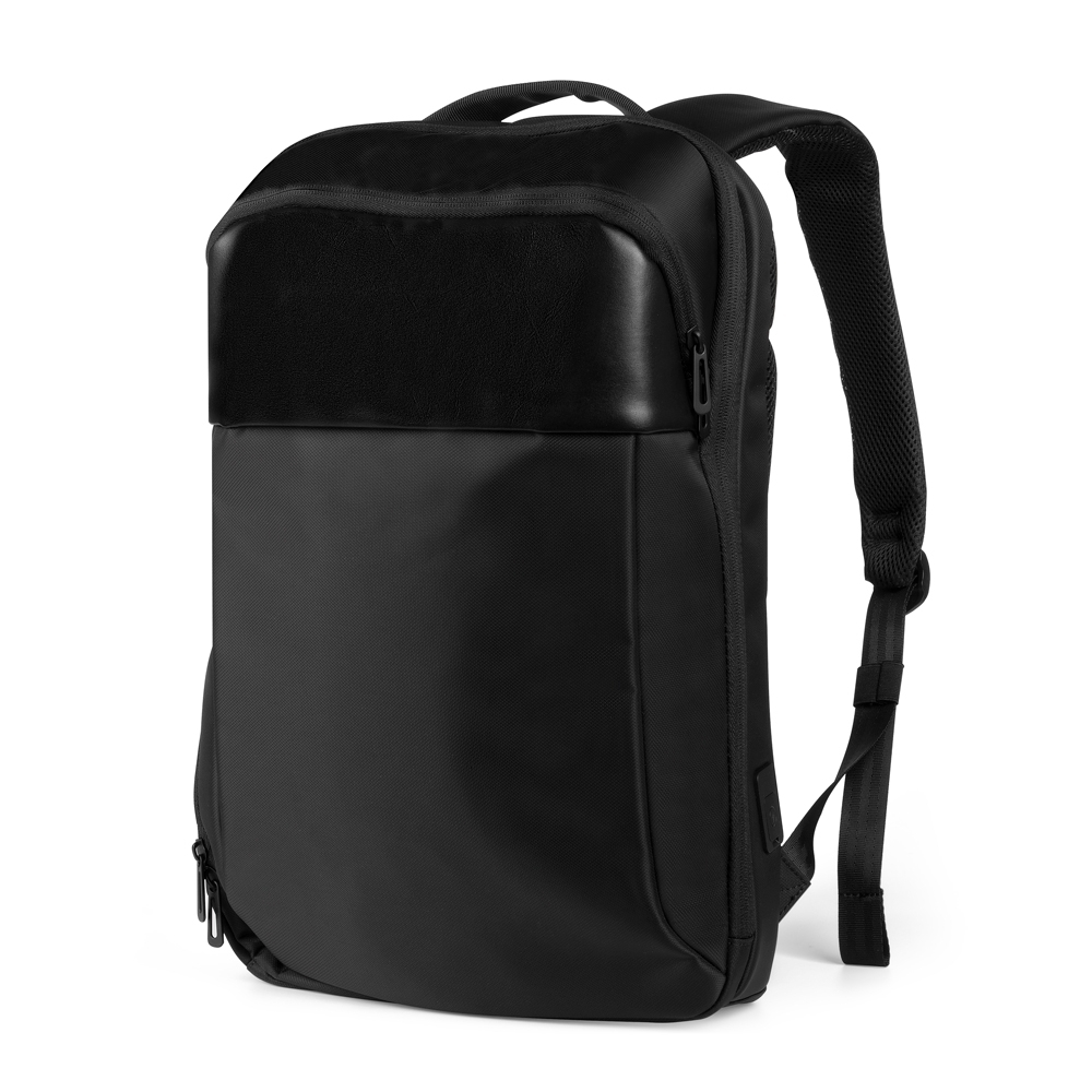 MOCHILA DE POLIÉSTER USB 23 LITROS